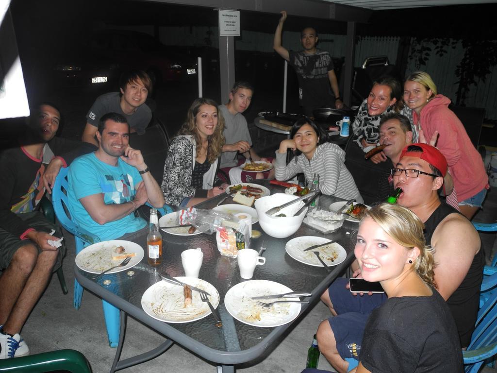 Gonow Family Backpackers Hostel Brisbane Exterior photo
