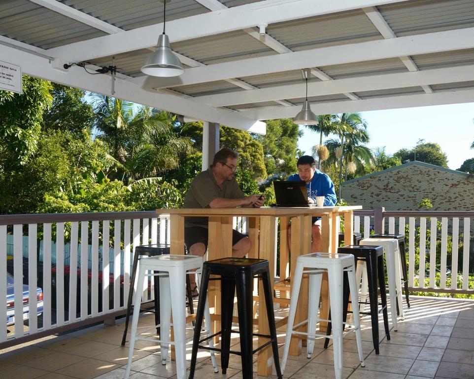 Gonow Family Backpackers Hostel Brisbane Exterior photo